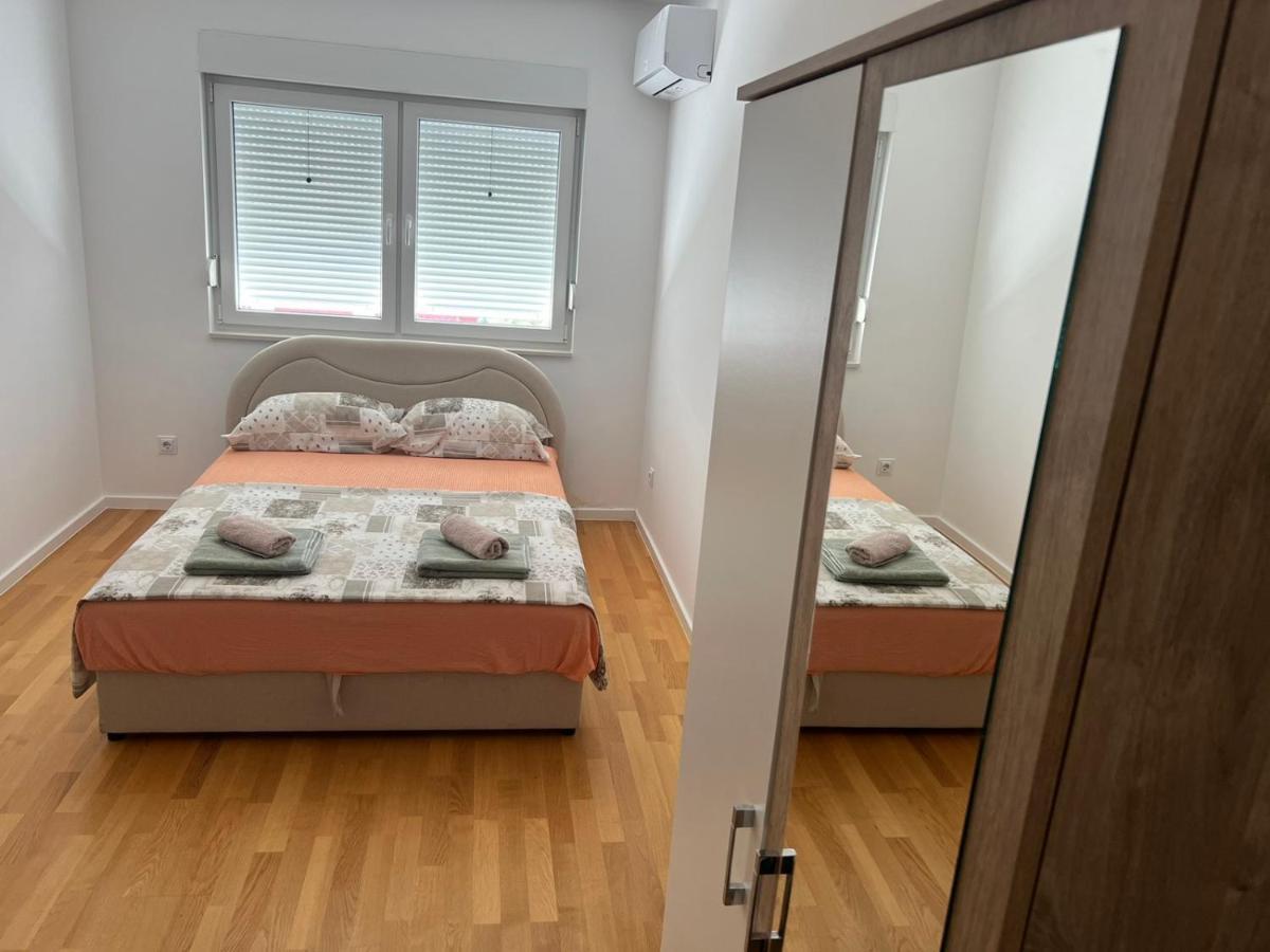 מוסטר Apartment Ljalja מראה חיצוני תמונה